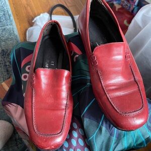 Donald J Pliner leather womens loafers.